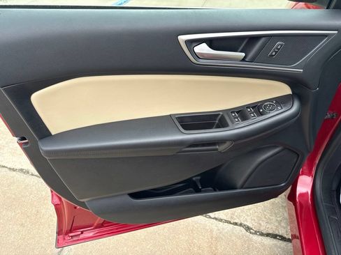 Used 2024 Ford Edge SEL w/ Convenience Package AWD/4WD image 7