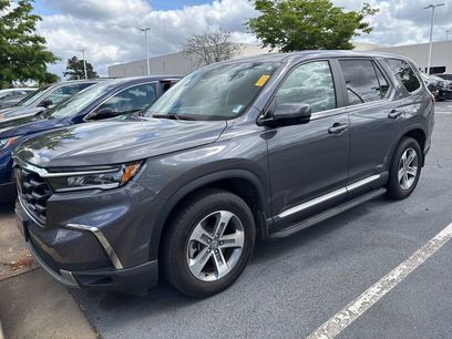 Used 2025 Honda Pilot EX-L