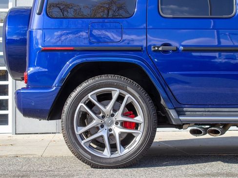 Used 2023 Mercedes-Benz G 63 AMG 4MATIC w/ AMG Performance Package image 6