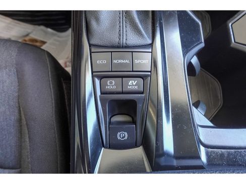 Used 2025 Toyota Camry LE FWD image 22