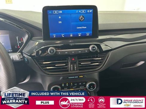 Used 2024 Ford Escape ST-Line image 18