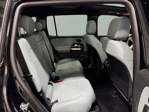 New 2026 Mercedes-Benz GLB 250 4MATIC image 13