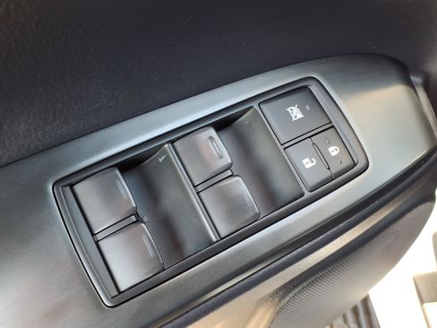 Used 2023 Lexus GX 460 Premium w/ Accessory Package AWD/4WD image 12