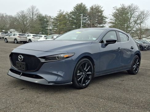 Certified 2023 MAZDA MAZDA3 Hatchback w/Premium Plus Pkg image 3