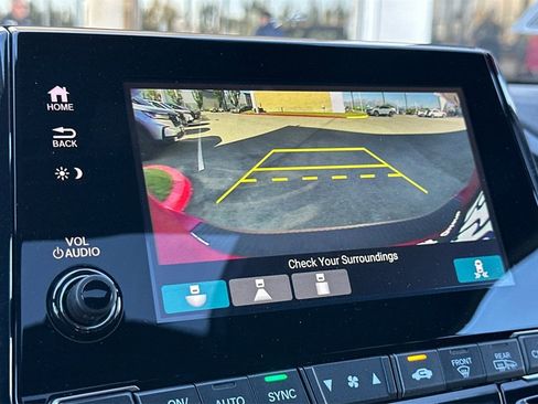 Certified 2023 Honda Odyssey Sport image 22