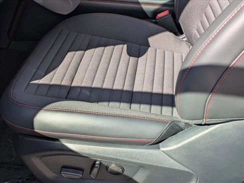 New 2026 Ford Explorer ST-Line image 4