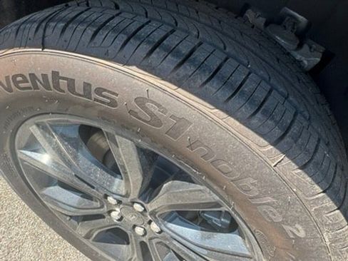 New 2023 Ford Edge SE w/ Black Appearance Package AWD/4WD image 29