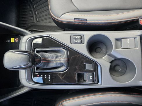 Used 2025 Subaru Crosstrek 2.5i Limited image 18