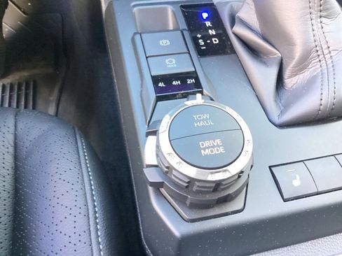 Used 2026 Toyota 4Runner SR5 image 15