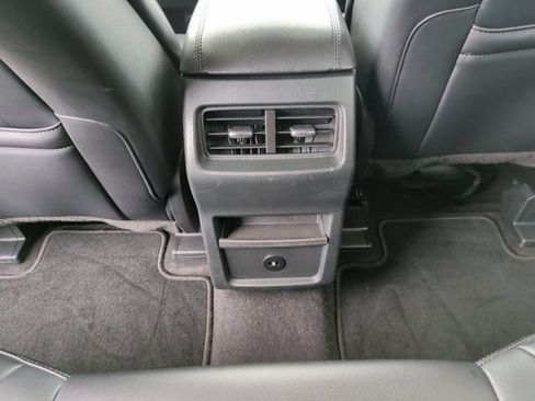 Used 2024 Ford Edge SEL AWD/4WD image 24
