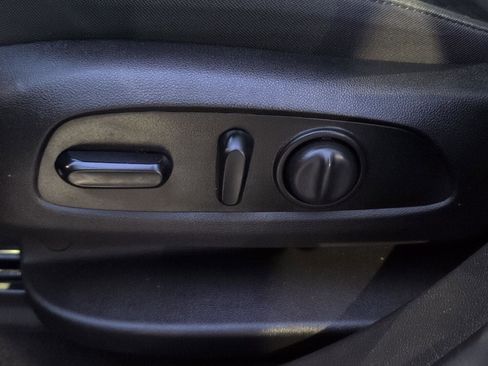 Used 2021 Chevrolet Blazer LT image 19