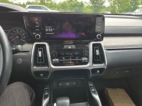 Used 2022 Kia Sorento S AWD/4WD image 20