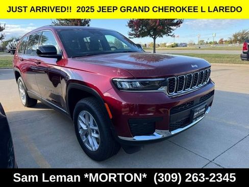 New 2025 Jeep Grand Cherokee L Laredo image 1