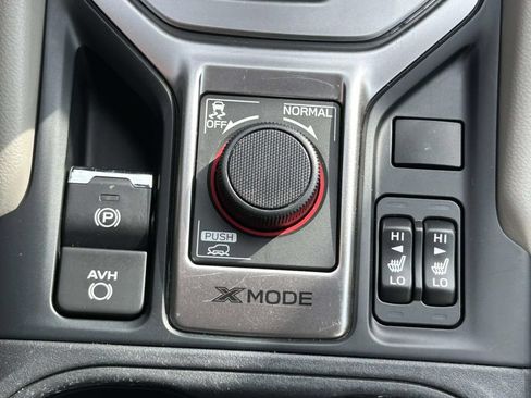 Used 2022 Subaru Forester Premium AWD/4WD image 26