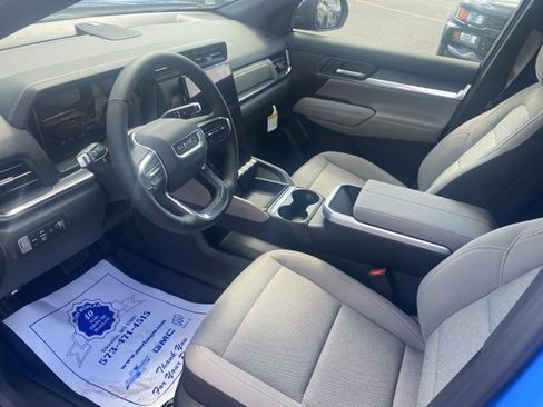 New 2026 GMC Terrain Elevation w/ LPO, Floor Liner Package image 16