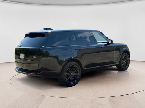 Used 2023 Land Rover Range Rover Long Wheelbase Autobiography AWD/4WD image 5