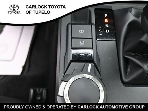 Used 2025 Toyota Tacoma SR image 13