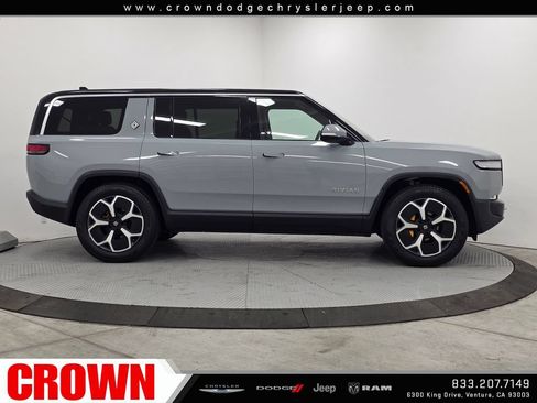 Used 2024 Rivian R1S Adventure AWD/4WD image 8