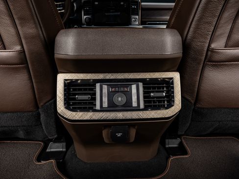 Used 2026 Ford F450 King Ranch w/ Chrome Package image 33