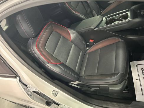 Used 2024 Chevrolet Equinox EV RS FWD image 25