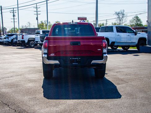 Used 2023 Toyota Tacoma TRD Off-Road AWD/4WD image 6