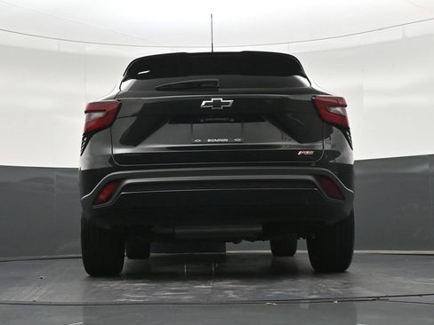 Used 2025 Chevrolet Trax RS FWD image 26