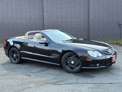 Used 2005 Mercedes-Benz SL 500 image 2