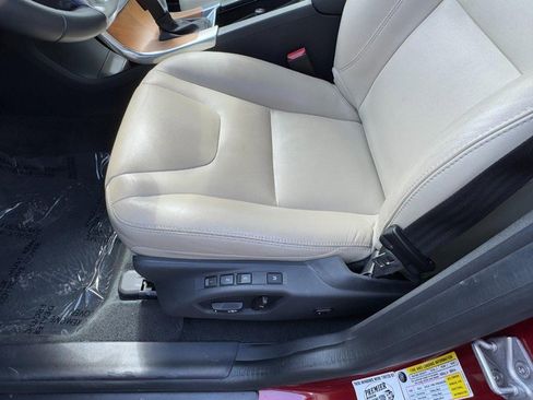 Used 2017 Volvo XC60 T5 Inscription w/ Preferred Option Package image 25