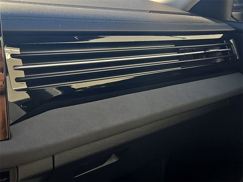 New 2026 Volkswagen Jetta SE image 21