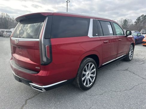 Used 2024 Cadillac Escalade ESV Premium Luxury Platinum image 5