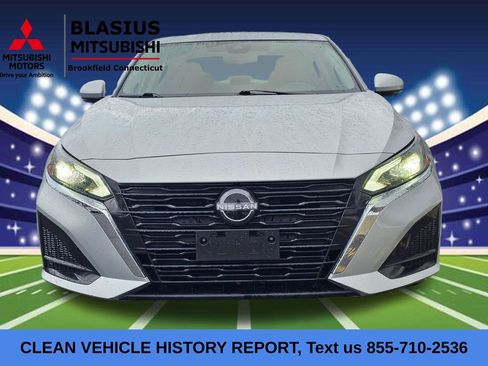 Used 2023 Nissan Altima 2.5 SL image 3