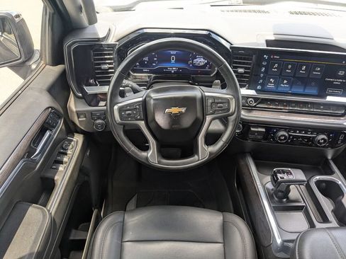 Used 2023 Chevrolet Silverado 1500 LTZ image 17