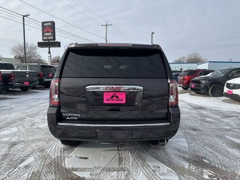 Used 2017 GMC Yukon Denali w/ Open Road Package image 23