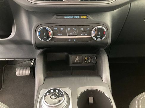 Used 2025 Ford Escape Active AWD/4WD image 10