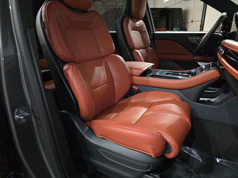 New 2025 Lincoln Aviator Reserve w/ Equipment Group 201A AWD/4WD image 42