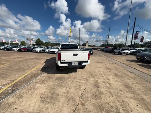 Used 2026 Toyota Tacoma TRD Sport AWD/4WD image 10