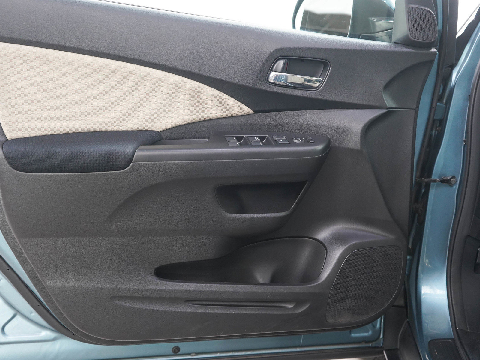 Used 2015 Honda CR-V EX image 18