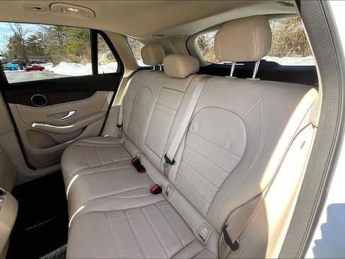 Certified 2022 Mercedes-Benz GLC 300 4MATIC image 28