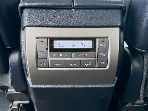 Used 2016 Lexus GX 460 w/ Premium Package AWD/4WD image 17