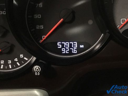 Used 2016 Porsche Panamera GTS image 48