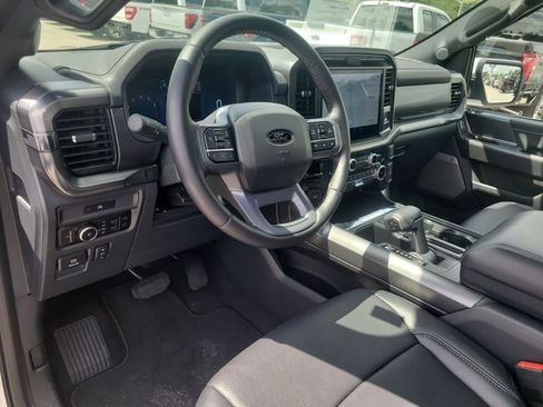 Used 2025 Ford F150 Lariat w/ Equipment Group 501A Mid AWD/4WD image 17
