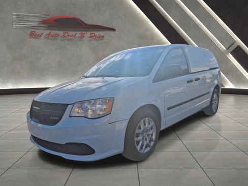 Used 2014 RAM C/V Tradesman image 1
