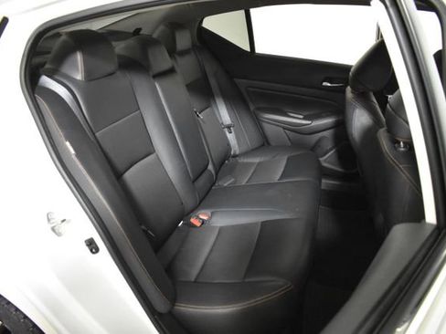 Used 2019 Nissan Altima 2.5 SR FWD image 30