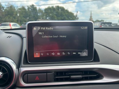 Used 2020 FIAT 124 Spider Classica w/ Technology Group RWD image 19