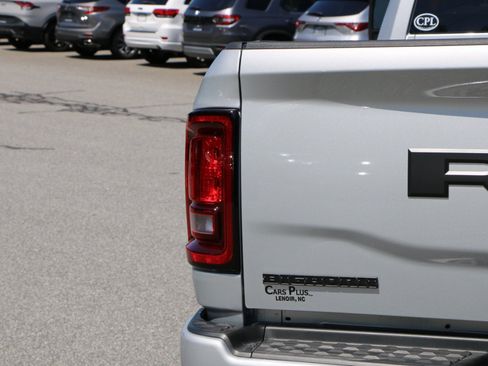 Used 2026 RAM 2500 Big Horn AWD/4WD image 6