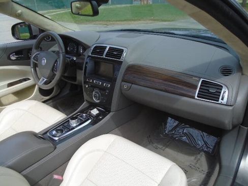 Used 2012 Jaguar XK Convertible RWD image 13