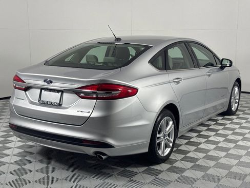 Used 2018 Ford Fusion S image 5