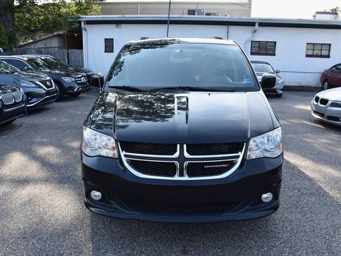 Used 2017 Dodge Grand Caravan SXT FWD image 9