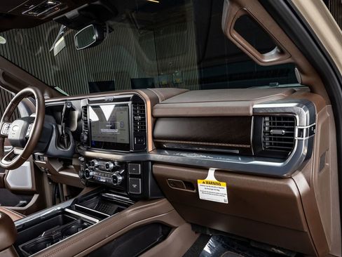 Used 2026 Ford F250 King Ranch w/ Chrome Package image 18