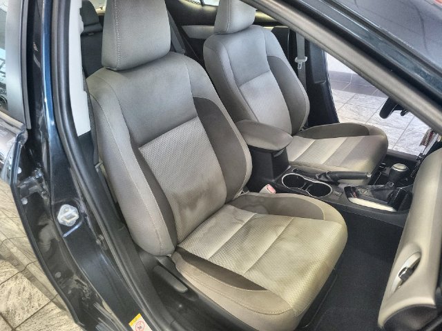 Used 2017 Toyota Corolla LE FWD image 23